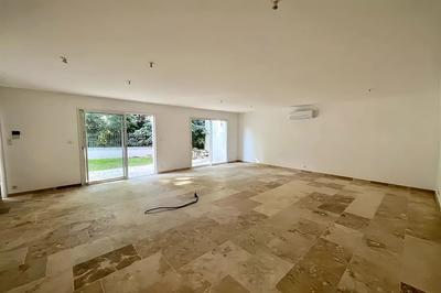 Appartement - 129 m² - 4 pièces