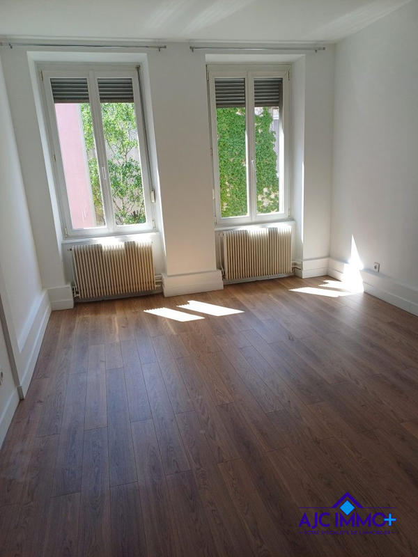 Appartement - 88 m² - 4 pièces
