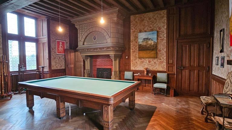 Manoir - 1 400 m² - 25 pièces