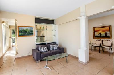 Appartement - 86 m² - 3 pièces