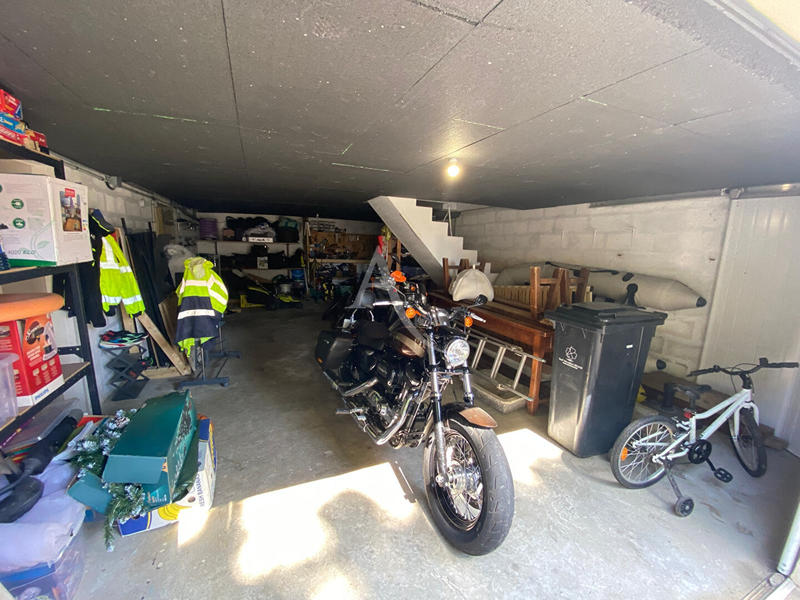 Maison - 86 m² - 5 pièces