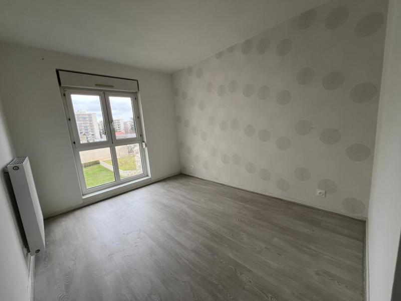 Appartement - 103 m² - 5 pièces