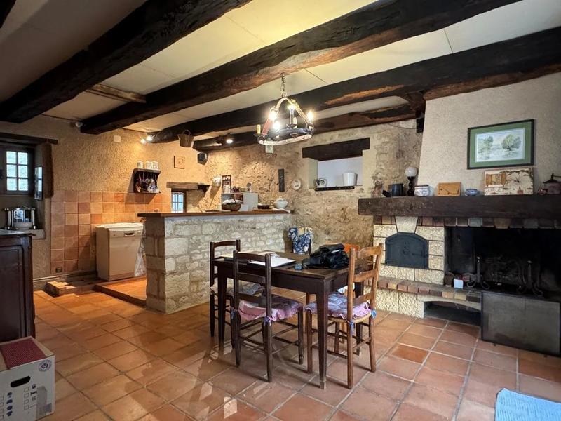 Maison en pierre - 88 m² - 3 pièces