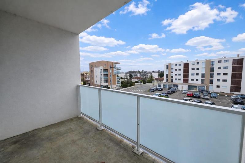 Appartement - 76 m² - 4 pièces