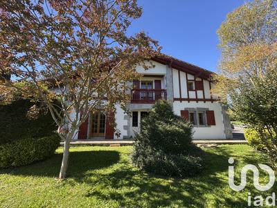 Maison - 160 m² - 4 pièces