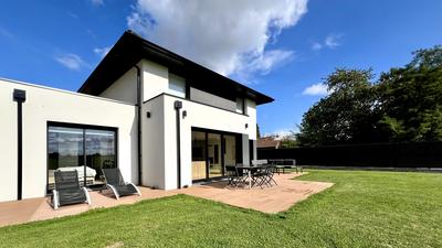 Maison - 137 m² - 5 pièces