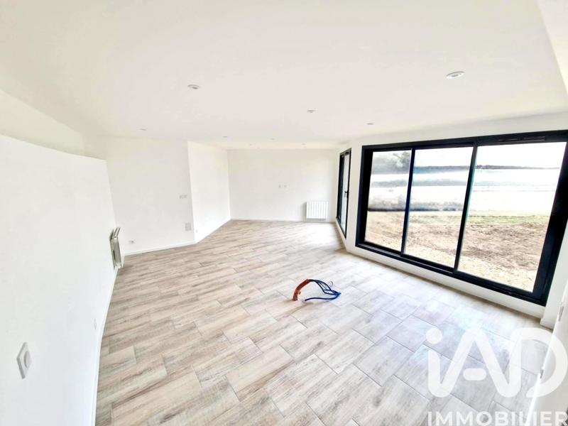 Maison - 91 m² - 5 pièces