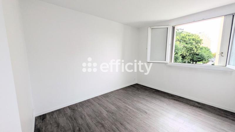 Appartement - 72 m² - 4 pièces