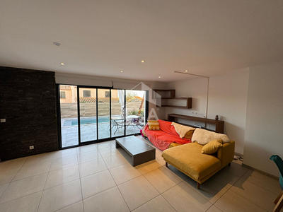 Maison - 109 m² - 5 pièces