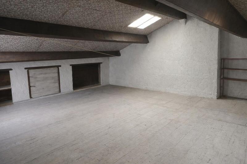 Maison - 200 m² - 8 pièces