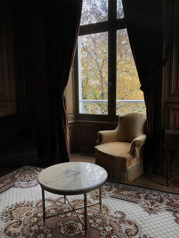 Château - 4 200 m² - 72 pièces