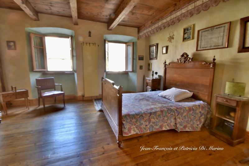 Maison - 158 m² - 6 pièces