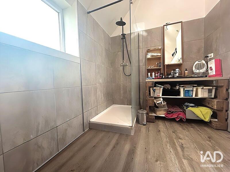 Maison - 122 m² - 4 pièces