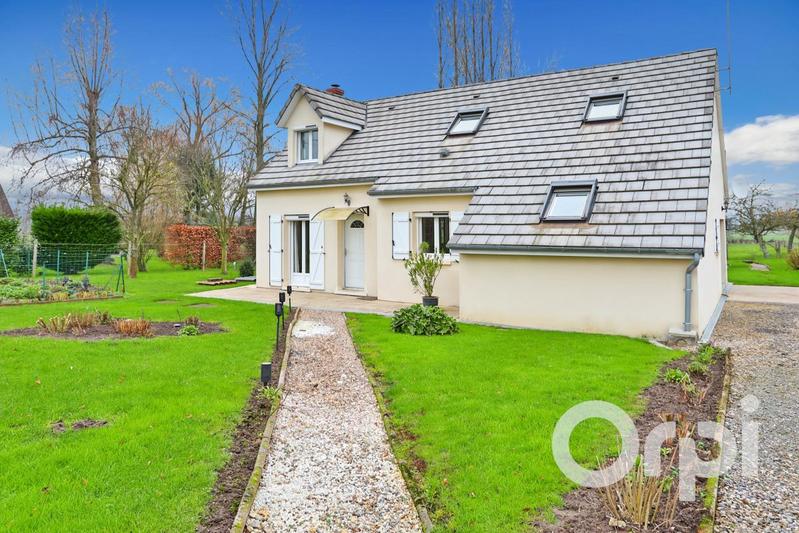 Maison - 105 m² - 5 pièces