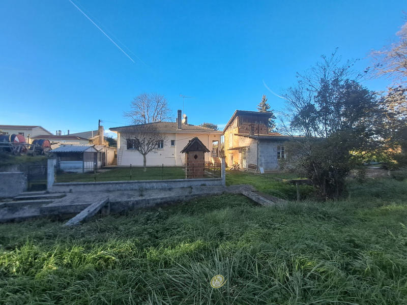 Maison traditionnelle - 106 m² - 5 pièces