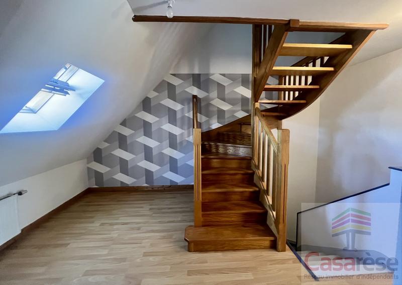 Appartement - 145 m² - 6 pièces