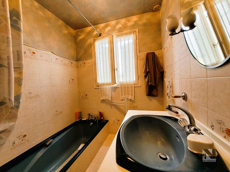 Maison - 93 m² - 5 pièces