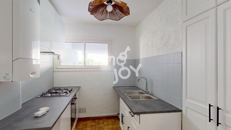 Maison - 96 m² - 5 pièces