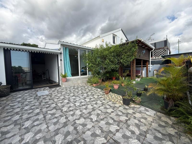 Villa - 136 m² - 6 pièces