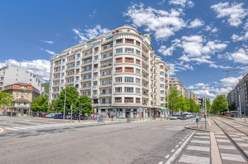 Appartement - 137 m² - 4 pièces