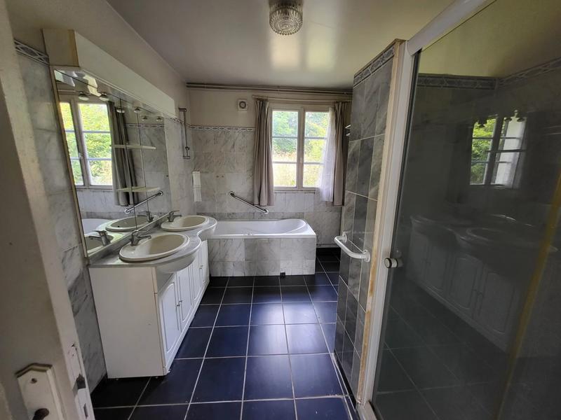 Maison de village - 97 m² - 5 pièces