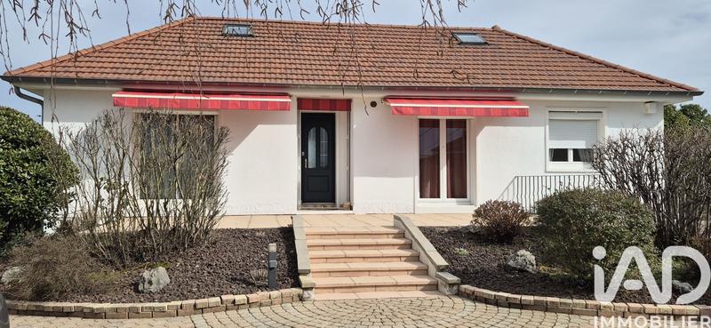 Maison de village - 135 m² - 7 pièces