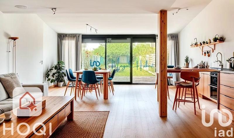 Maison de ville - 85 m² - 4 pièces