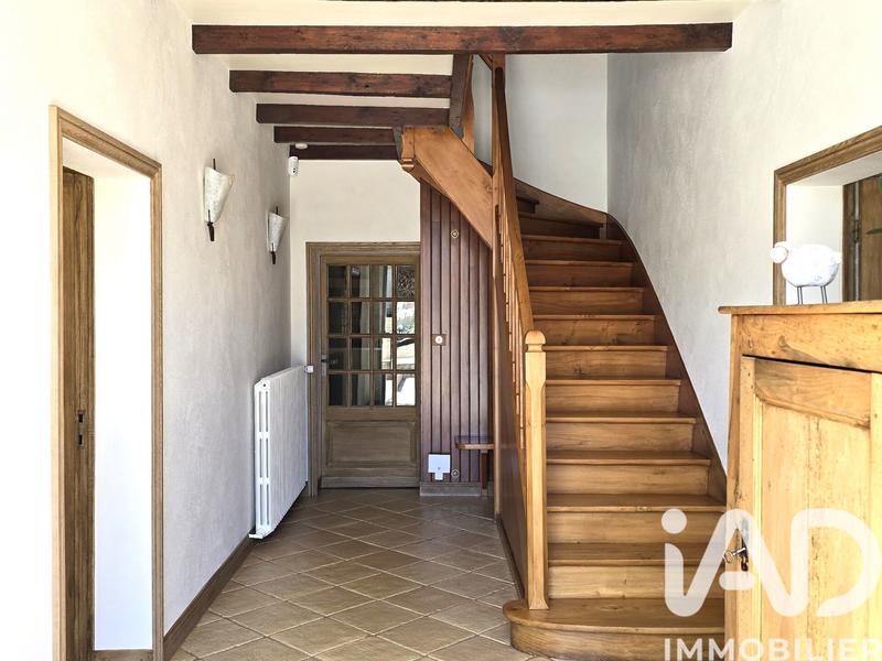 Maison - 382 m² - 12 pièces