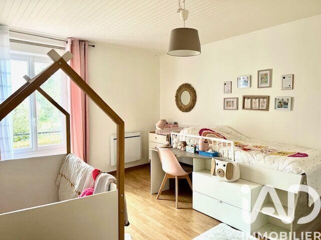 Maison - 95 m² - 4 pièces