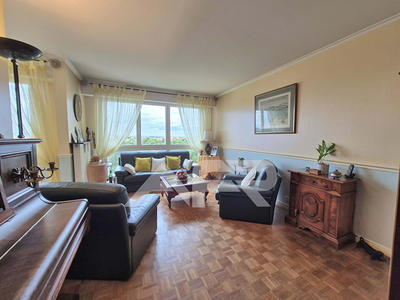 Appartement - 92 m² - 5 pièces