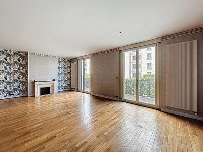 Appartement - 97 m² - 4 pièces