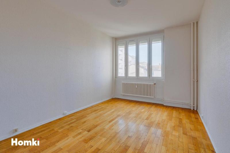 Appartement - 75 m² - 3 pièces
