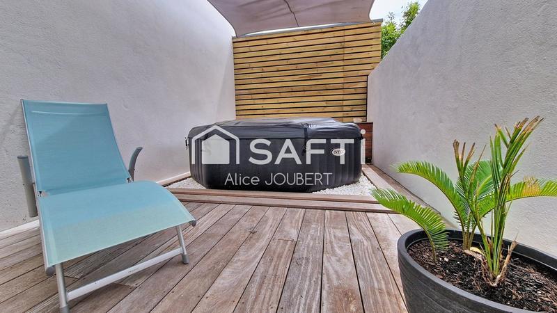 Maison - 210 m² - 8 pièces