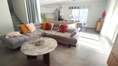 Villa - 93 m² - 4 pièces