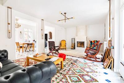 Appartement - 198 m² - 6 pièces