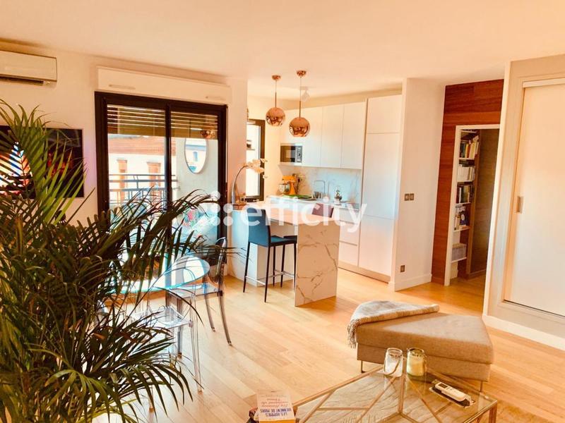 Appartement - 65 m² - 3 pièces