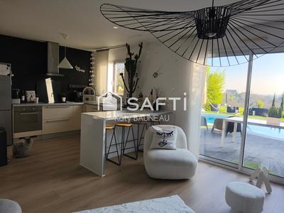 Maison - 105 m² - 4 pièces