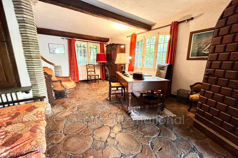 Villa - 217 m² - 7 pièces