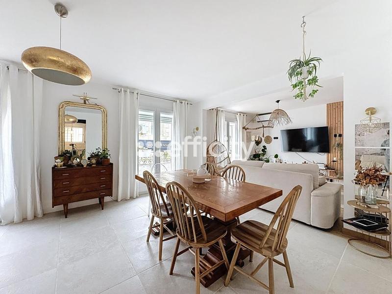 Maison - 146 m² - 6 pièces