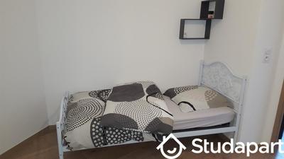 Chambre - 10 m² - 1 pièce