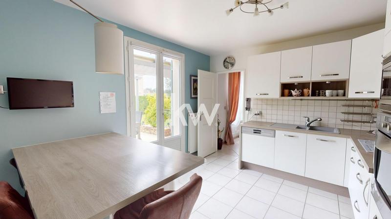 Maison - 142 m² - 6 pièces