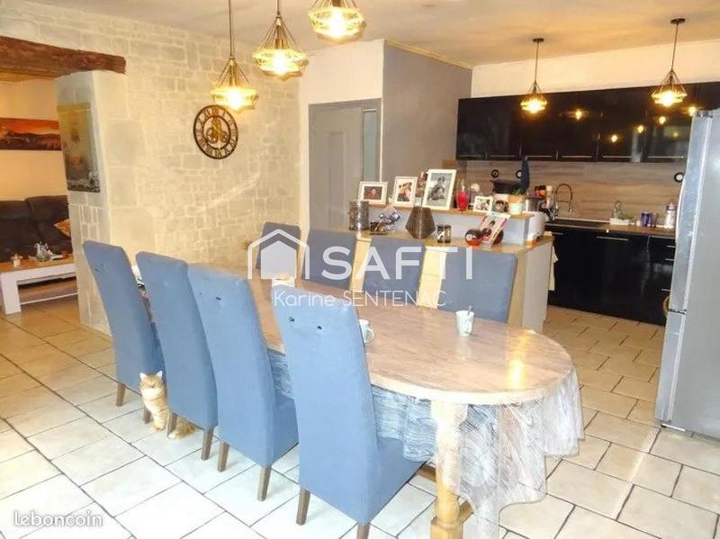 Maison - 180 m² - 5 pièces