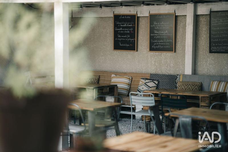 Local commercial - 110 m²