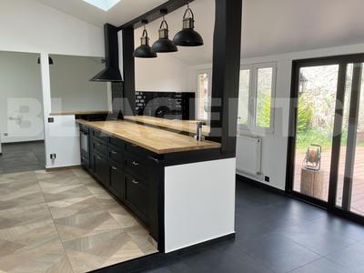 Briarde - 137 m² - 6 pièces