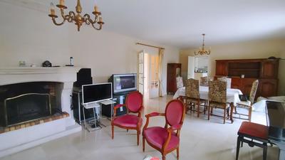 Maison - 182 m² - 6 pièces