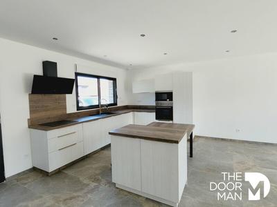 Maison - 112 m² - 4 pièces