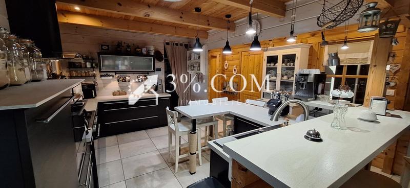 Maison - 111 m² - 4 pièces