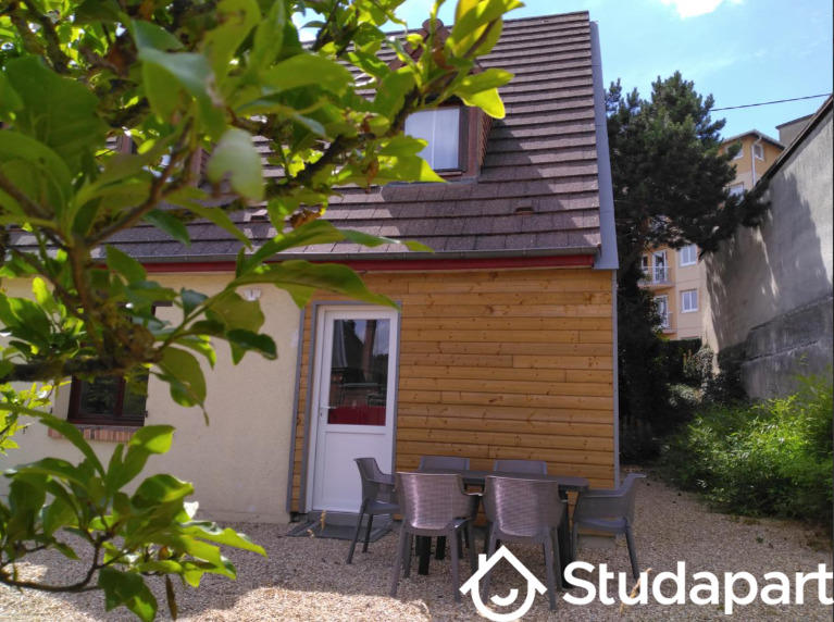 Chambre - 17 m² - 1 pièce