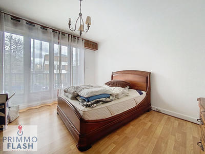 Appartement - 95 m² - 5 pièces