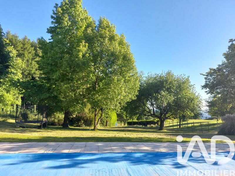 Maison - 142 m² - 5 pièces